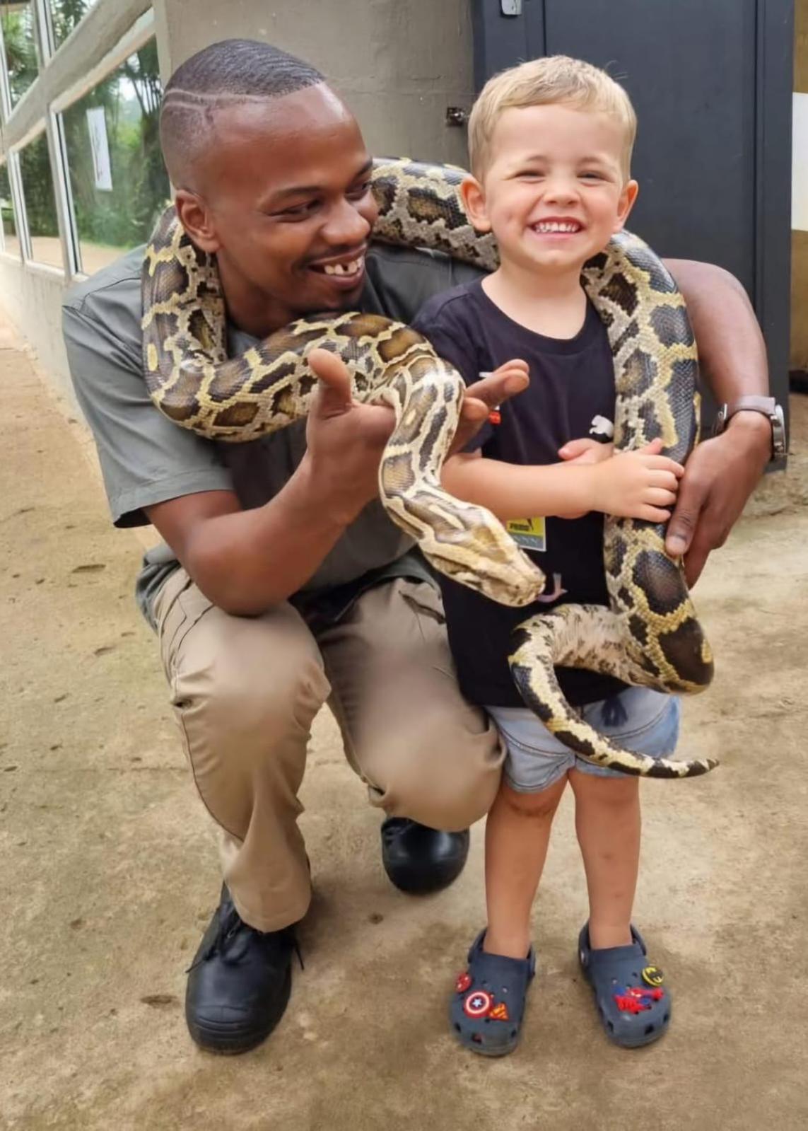 Phezulu Safari Park Villa Botha's Hill Екстериор снимка