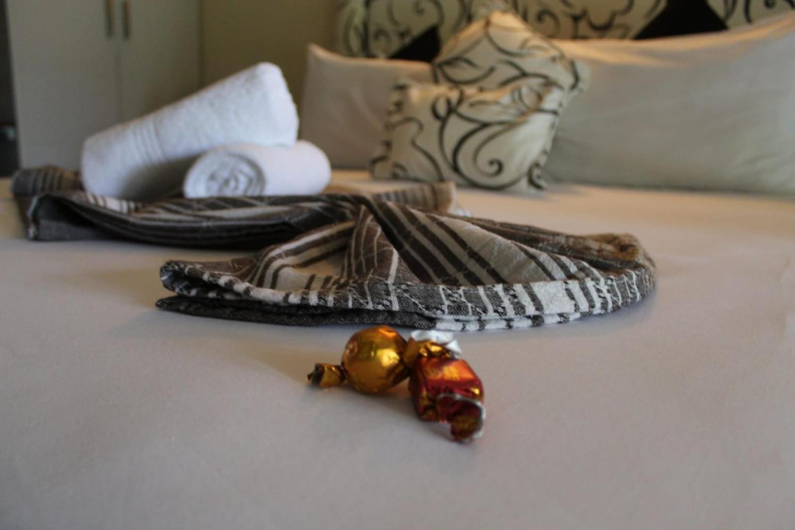 Phezulu Safari Park Villa Botha's Hill Екстериор снимка