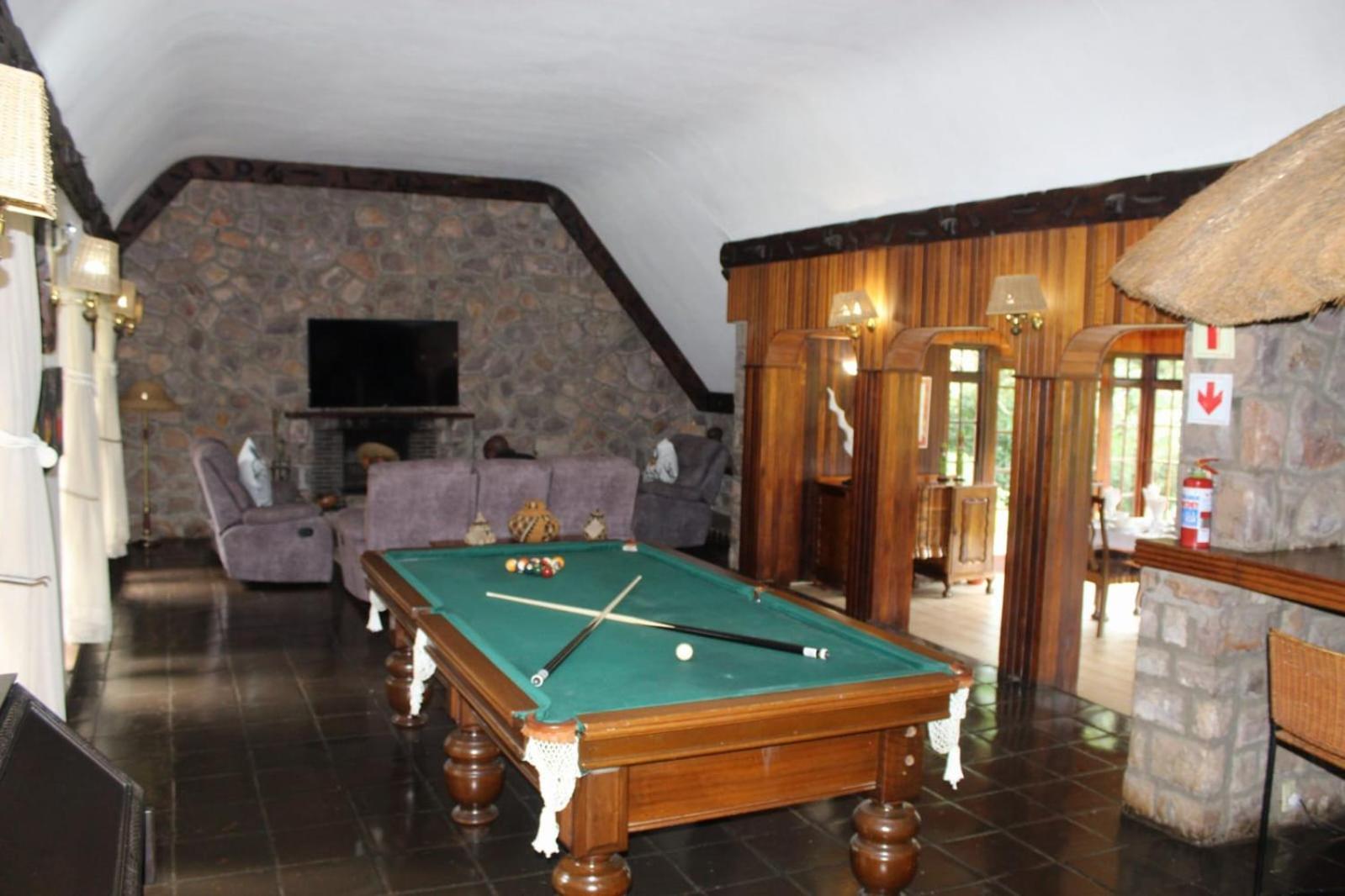 Phezulu Safari Park Villa Botha's Hill Екстериор снимка