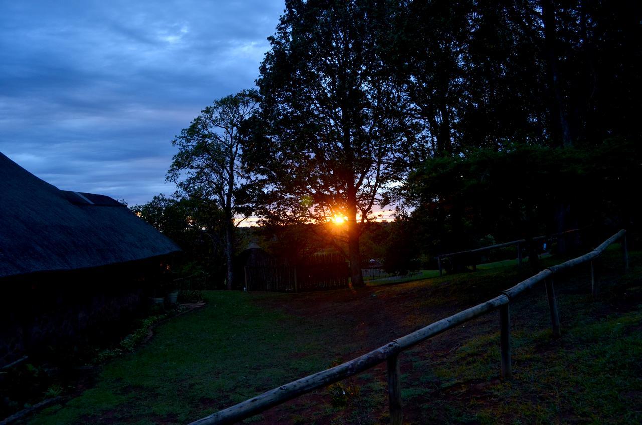 Phezulu Safari Park Villa Botha's Hill Екстериор снимка